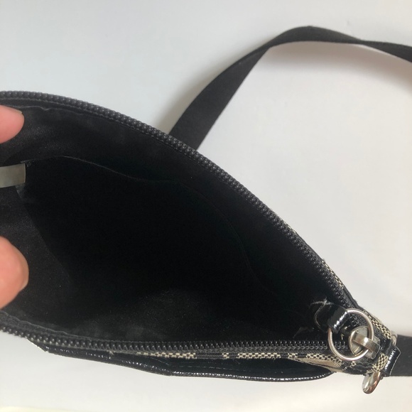Coach ✦ monogram crossbody bag - Picture 5 of 5